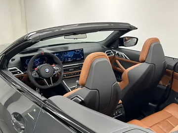 Car image 47