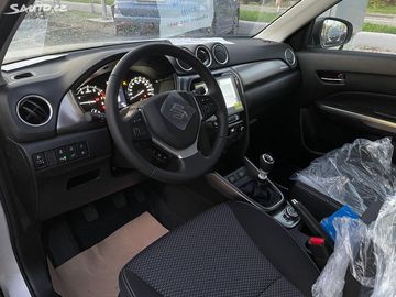 Car image 9