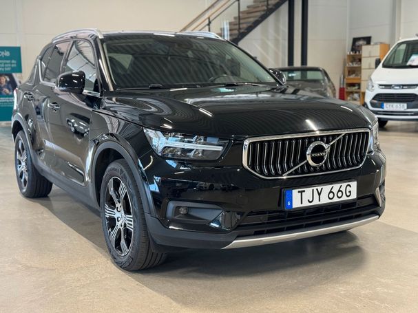 Volvo XC40 D4 AWD Inscription 140 kW image number 3