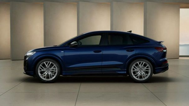 Audi Q4 40 e-tron S-line 150 kW image number 3