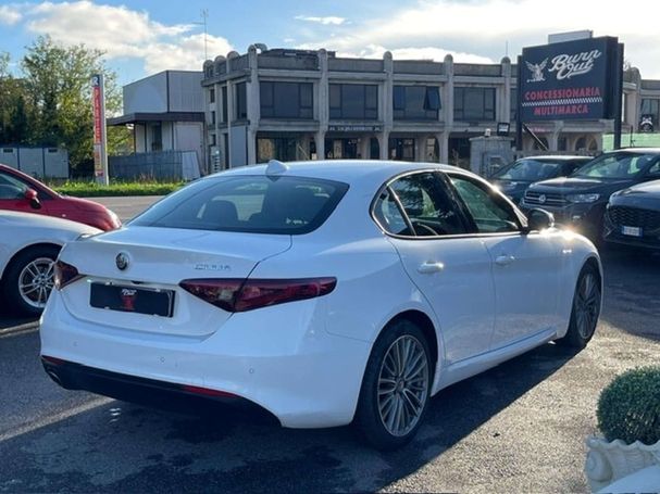 Alfa Romeo Giulia 2.2 Diesel AT8 Super 118 kW image number 12