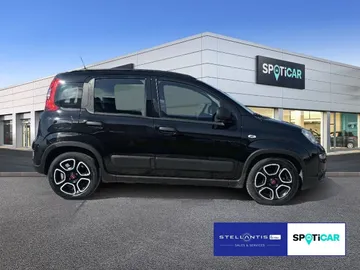 Car image 4