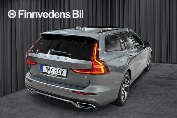 Volvo V60 D4 R-Design 141 kW image number 3