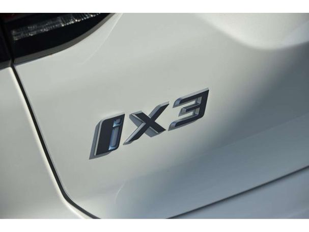 BMW iX3 210 kW image number 31