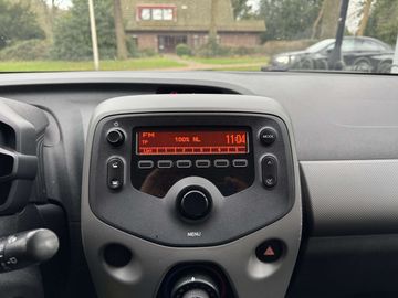 Car image 21