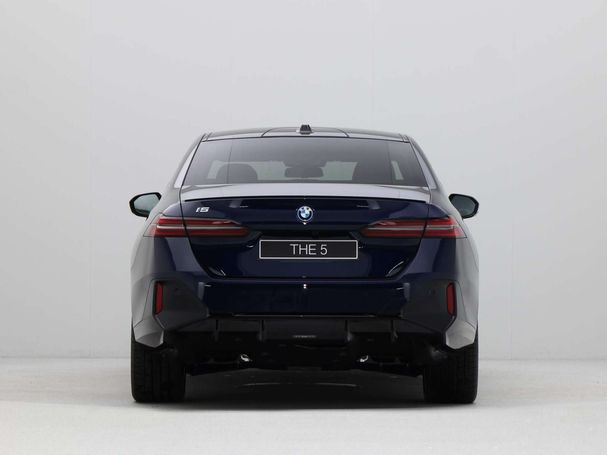 BMW i5 M60 xDrive 442 kW image number 9