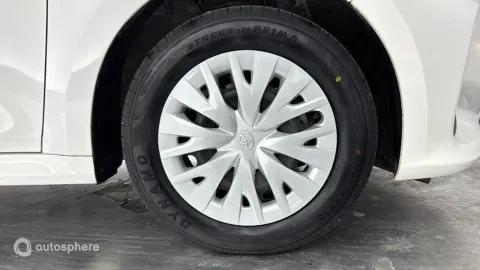 Car image 20