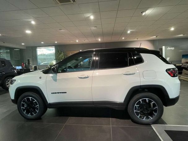 Jeep Compass 1.3 Turbo PHEV Trailhawk 176 kW image number 5