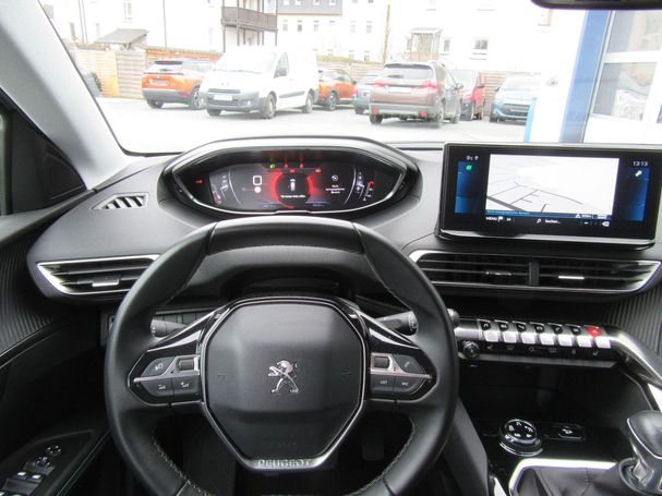 Peugeot 5008 130 Allure 96 kW image number 10