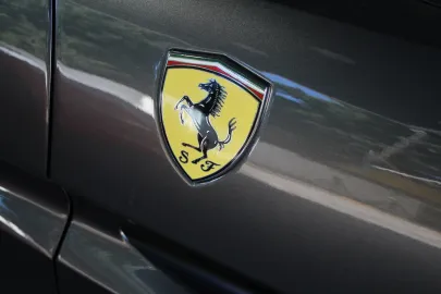 Car image 27