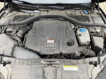 Car image 32