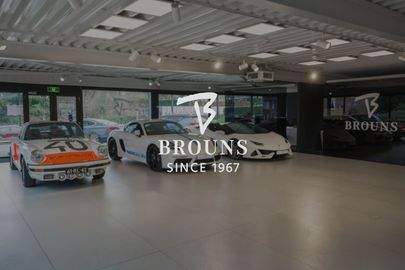 Car image 31