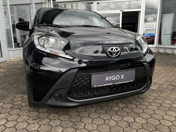 Toyota Aygo X 53 kW image number 9