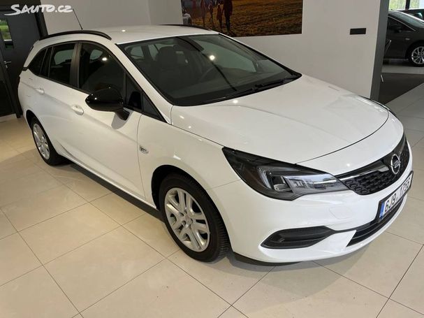 Opel Astra Sports Tourer Edition 96 kW image number 2