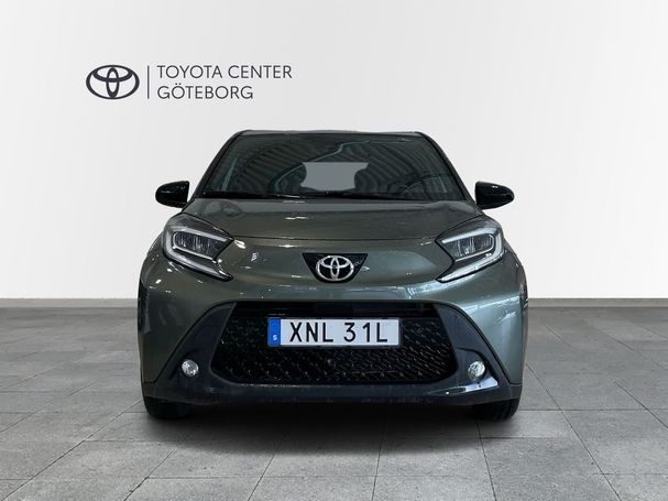 Toyota Aygo X 1.0 CVT 53 kW image number 2