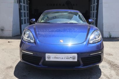 Car image 4