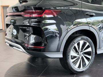 Car image 35