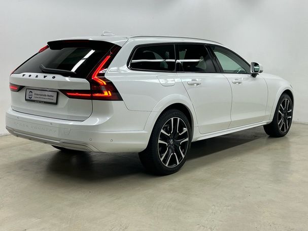 Volvo V90 Cross Country AWD B5 173 kW image number 3