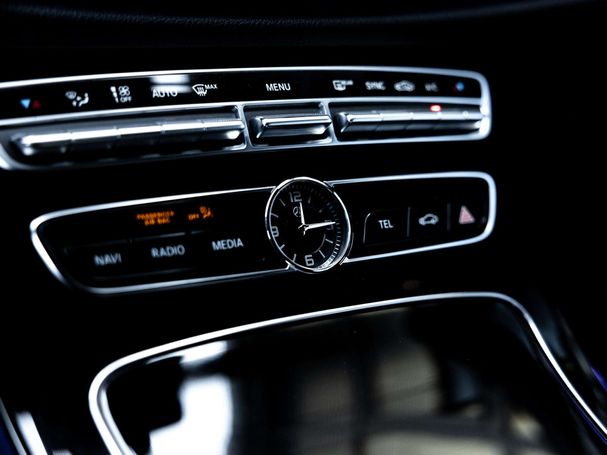 Mercedes-Benz E 53 AMG 4Matic 320 kW image number 33