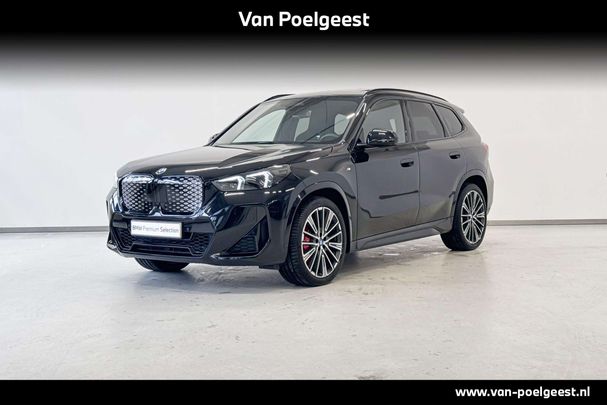 BMW iX1 eDrive20 M Sport Pro 150 kW image number 1