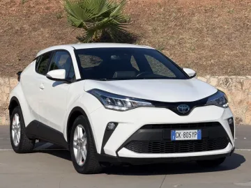 Car image 2