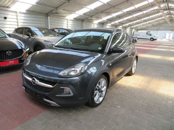 Car image 2