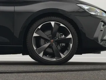 Car image 50