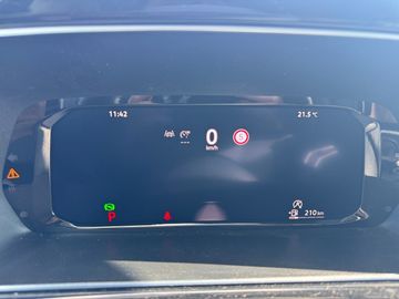 Car image 14