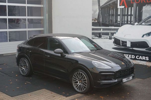 Porsche Cayenne Coupé E-Hybrid 340 kW image number 2