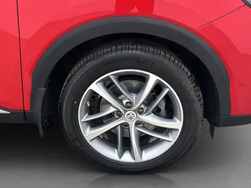 Car image 36