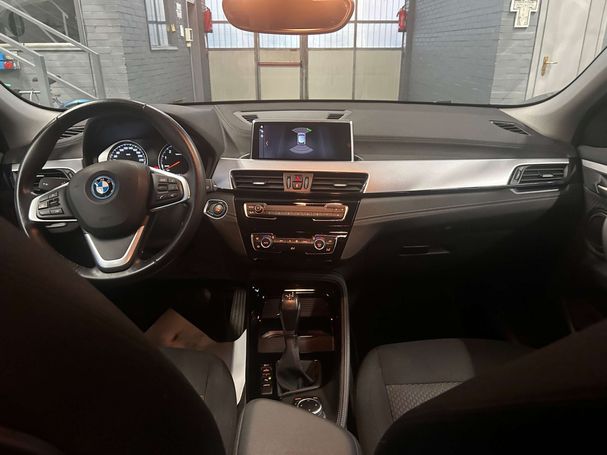 BMW X2 xDrive25e X 162 kW image number 13