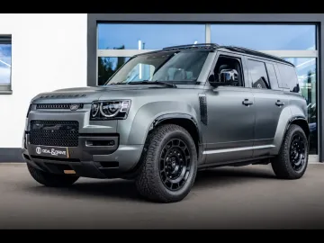 Car image 26