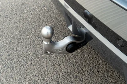 Car image 34