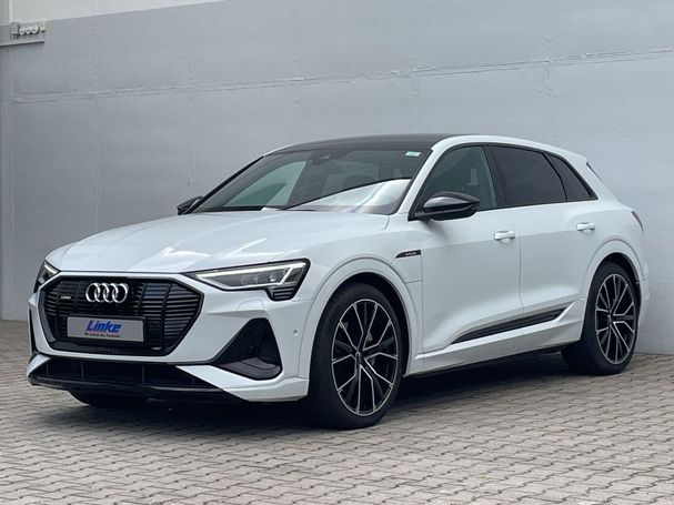 Audi e-tron 55 quattro S-line 300 kW image number 1