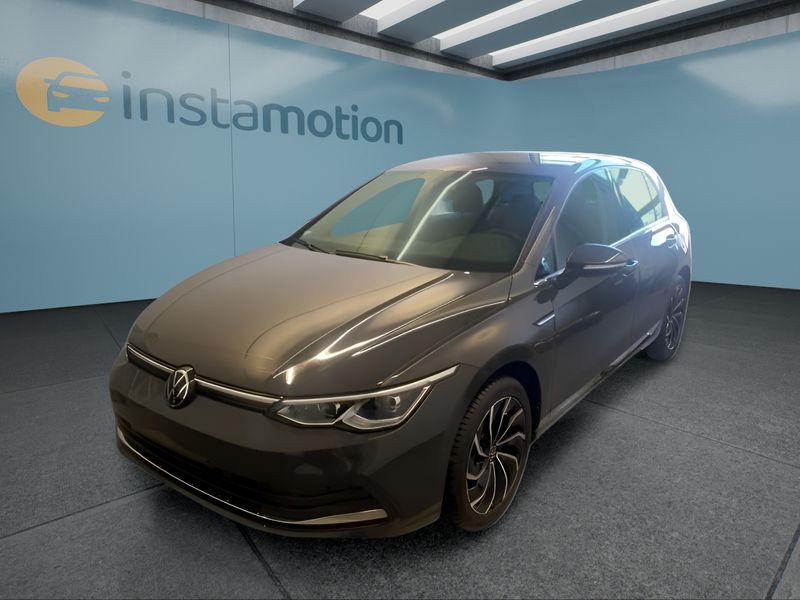 Volkswagen Golf 8 2.0