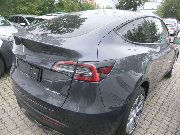 Tesla Model Y Long Range AWD 378 kW image number 1