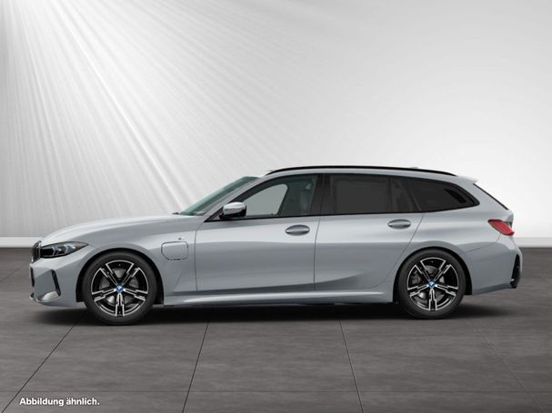 BMW 330 e Touring xDrive 215 kW image number 6