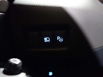 Car image 36