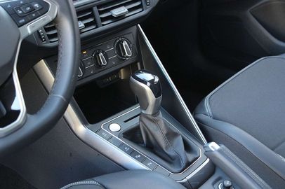 Car image 41