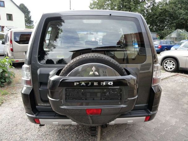 Mitsubishi Pajero 3.2 147 kW image number 5