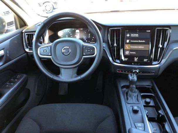 Volvo V60 D3 Geartronic 110 kW image number 3