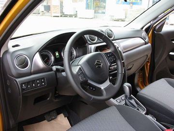 Car image 16