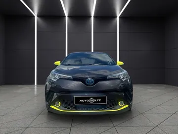 Car image 3