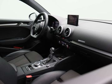 Car image 39