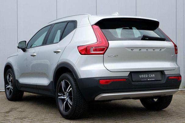 Volvo XC40 T4 T8 140 kW image number 2