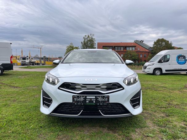 Kia Ceed Sportswagon 1.6 Plug-in Hybrid 104 kW image number 2