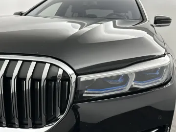 Car image 38