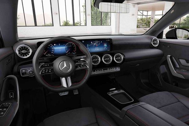 Mercedes-Benz CLA 180 100 kW image number 4