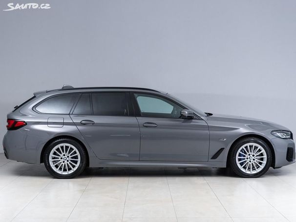 BMW 530 Touring xDrive 215 kW image number 2