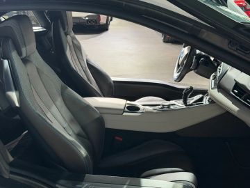 Car image 35